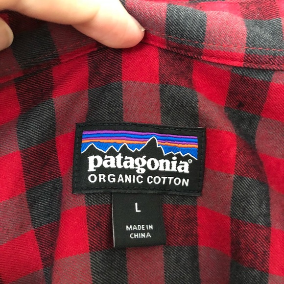 Patagonia red flannel button down - Picture 4 of 5